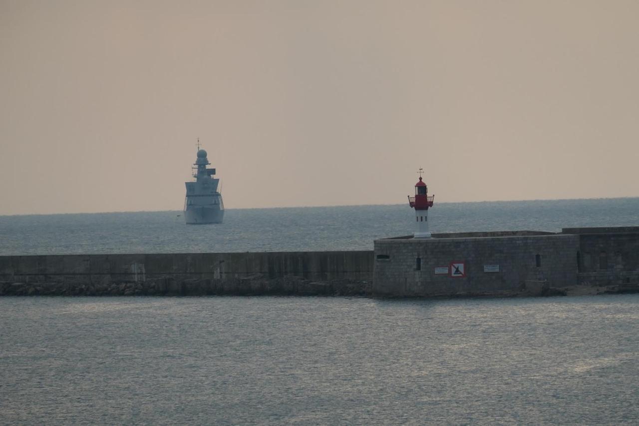 Vue Port Et Mer, Centre-ville, Au Calme, Garage